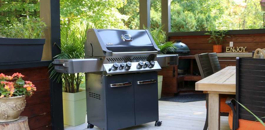 QUELLES SONT LES MEILLEURES CARACTÉRISTIQUES D’UN GRIL ET D’UN BBQ AU GAZ?