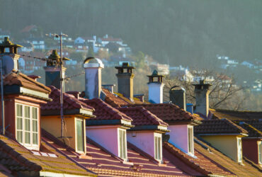 LE GUIDE D’ENTRETIEN-CHEMINÉE : CONSEILS D’EXPERTS POUR UN FOYER SÉCURITAIRE ET EFFICACE