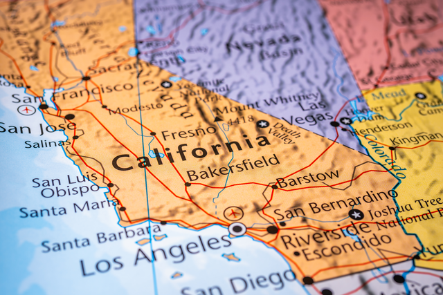 Règlementations sur le gaz naturel et le bois de chauffage en Californie : Ce qu’il faut savoir